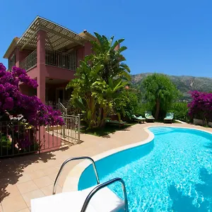  Villa Stamoulis