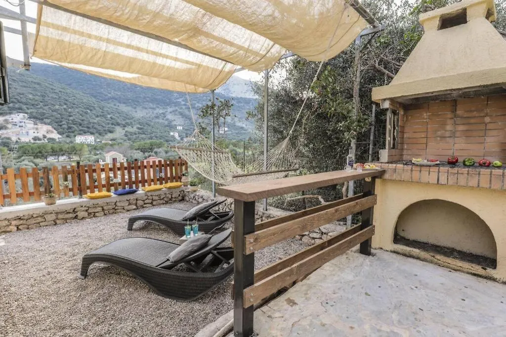 Semesterbostad Green Leaf Cottage Agia Efimia